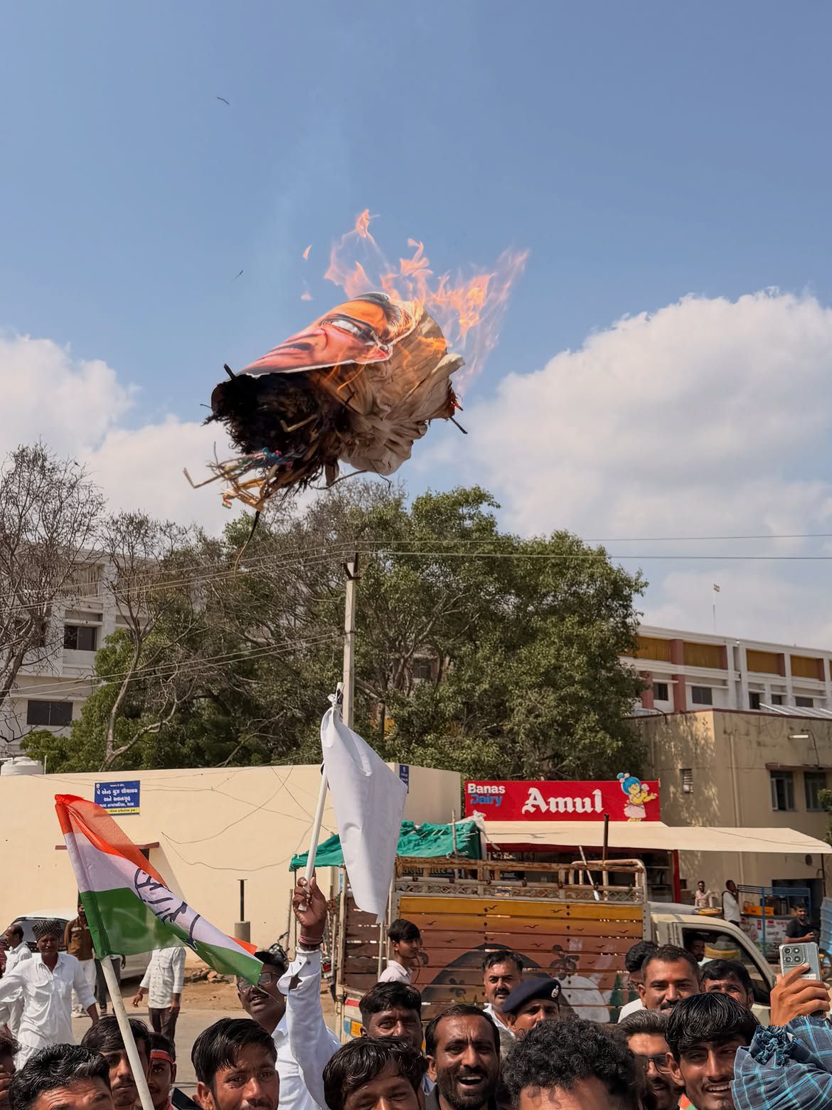 થરાદમાં મતદાર યાદી અંગે રજૂઆત - ફોટો 5